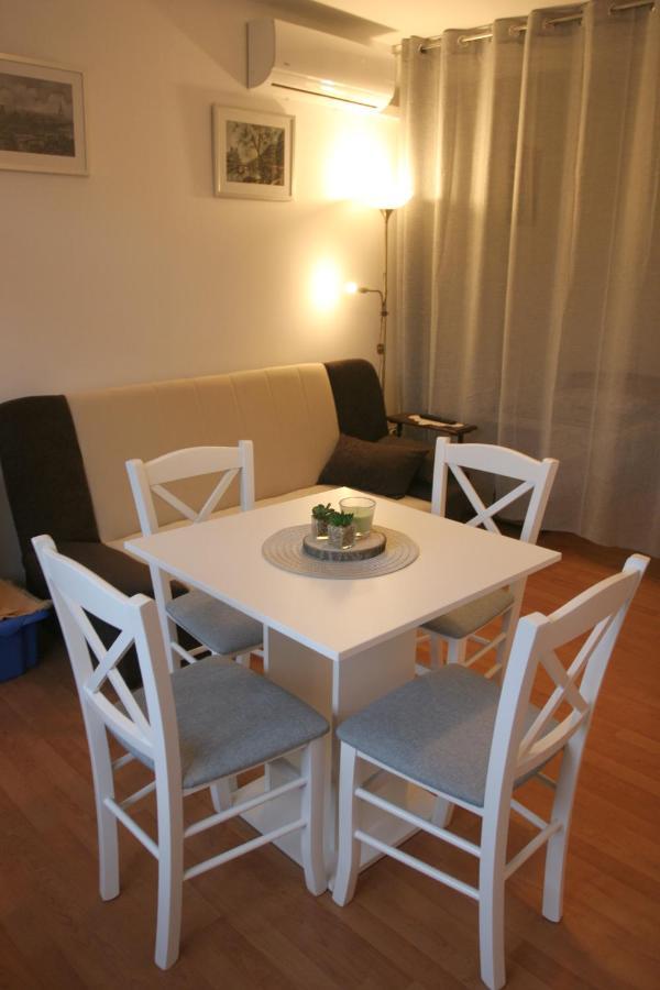 Studio Apartman Maria Čavle Eksteriør billede