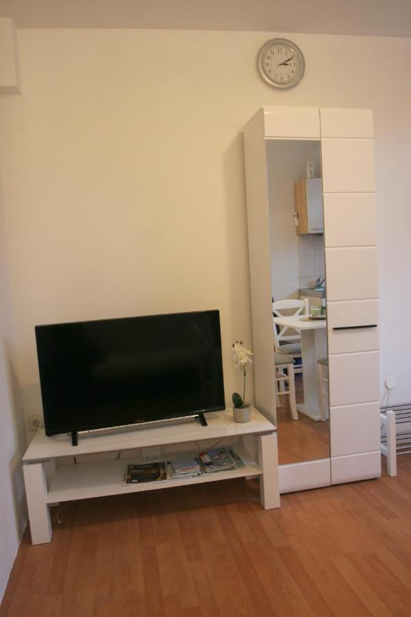 Studio Apartman Maria Čavle Eksteriør billede
